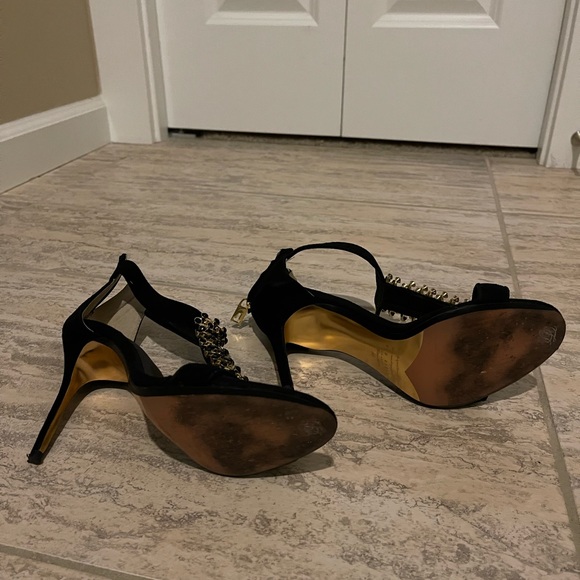 Ted Baker Nishik T Straps heels size 7-ends Thur 10/23 at 12pm PST - Picture 4 of 5